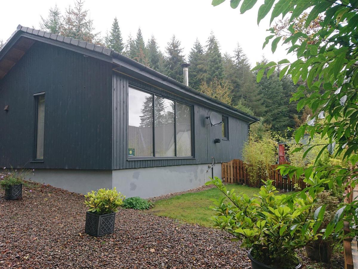 Loch Ness Highland Cottages With Partial Loch View Инвърмористън Екстериор снимка